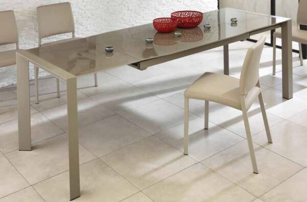 tavolo in vetro e metallo color cappuccino mobilificio torino e rivoli