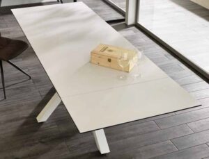 tavolo bianco in ceramica mobilificio torino e rivoli