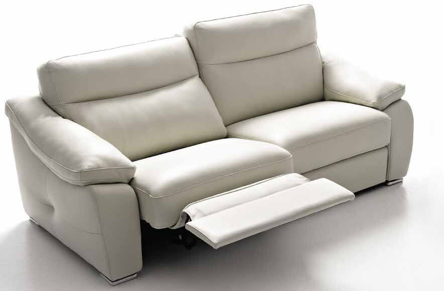 divano bianco 3 posti con meccanismo relax mobilificio torino e rivoli