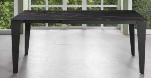 tavolo top in ceramica nera gambe metallo mobilificio torino e rivoli